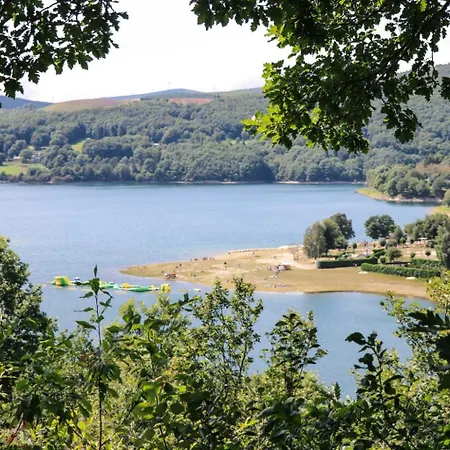 Gite,bergerie En Moyenne Montagne * Lacaze