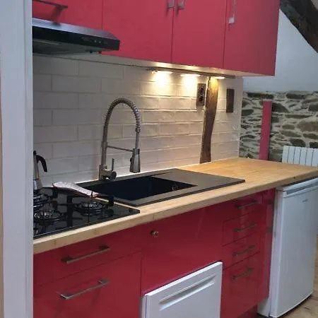 Holiday home Gite,bergerie En Moyenne Montagne Lacaze