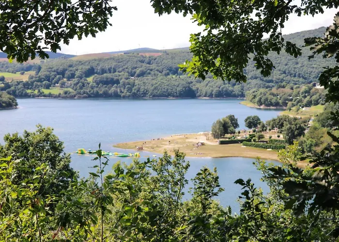 Gite,bergerie En Moyenne Montagne * Lacaze
