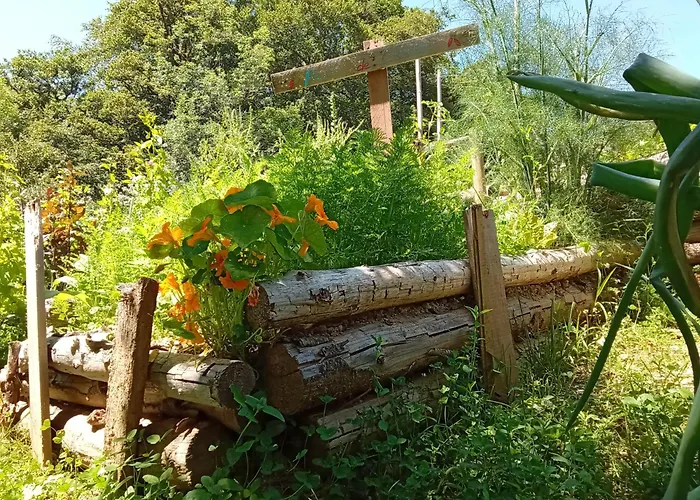 Gite,bergerie En Moyenne Montagne *